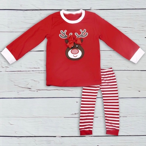NEW Girl’s Christmas Deer Pajama Set - Picture 1 of 4